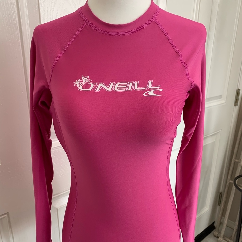 Pink O’Neill Rash Guard